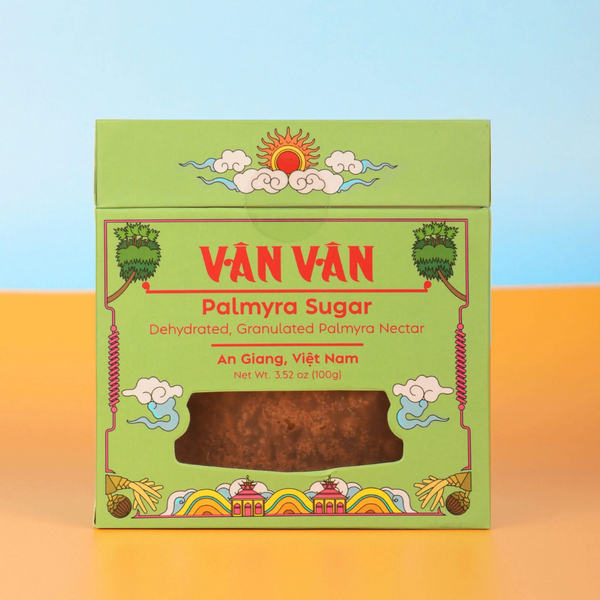 Ván Ván Palmyra Sugar packaging on a gradient background