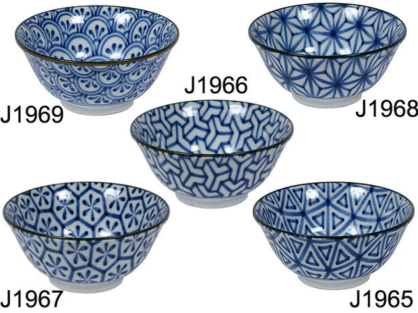 Five Monyou collection donburi bowls
