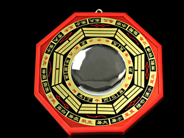 Red and gold Ba-Gua with convex mirror 