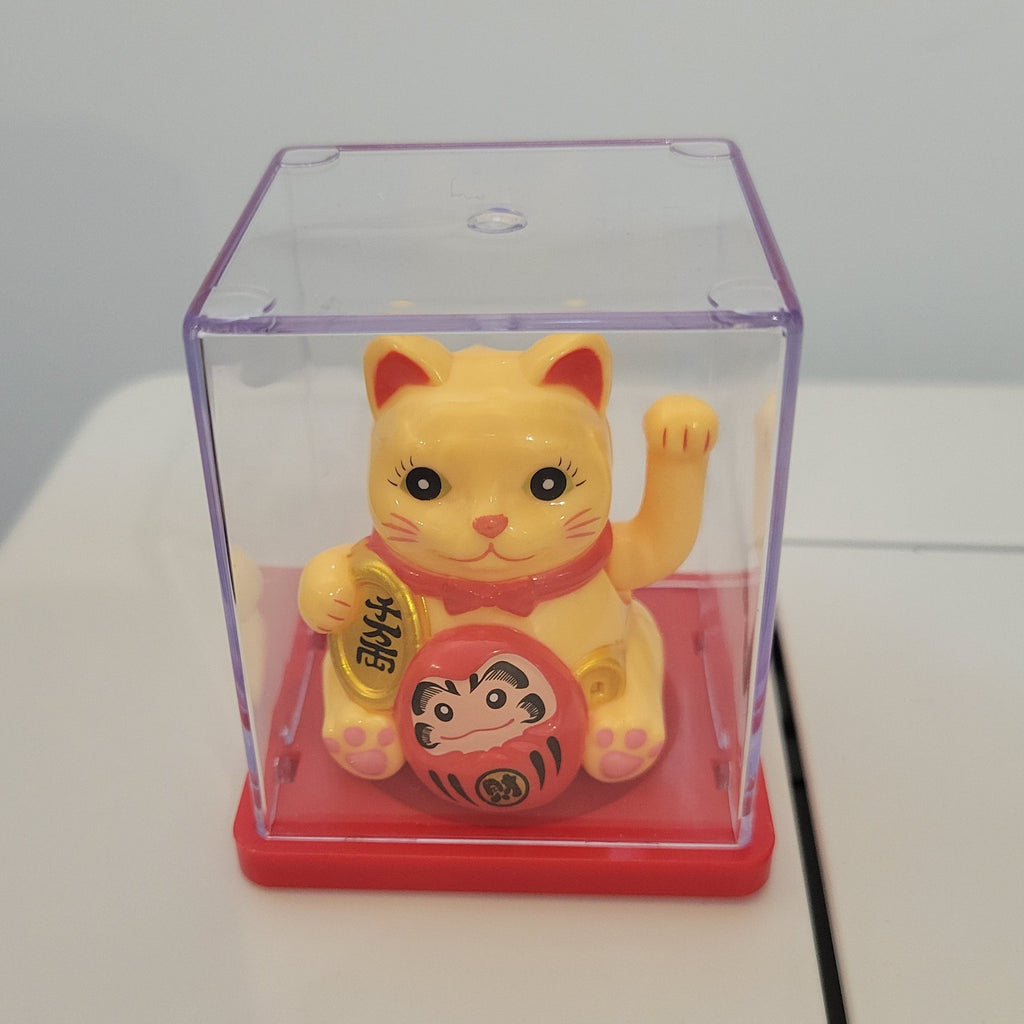 2.5 Inch Solar Waving Lucky Cat - Yellow with Daruma