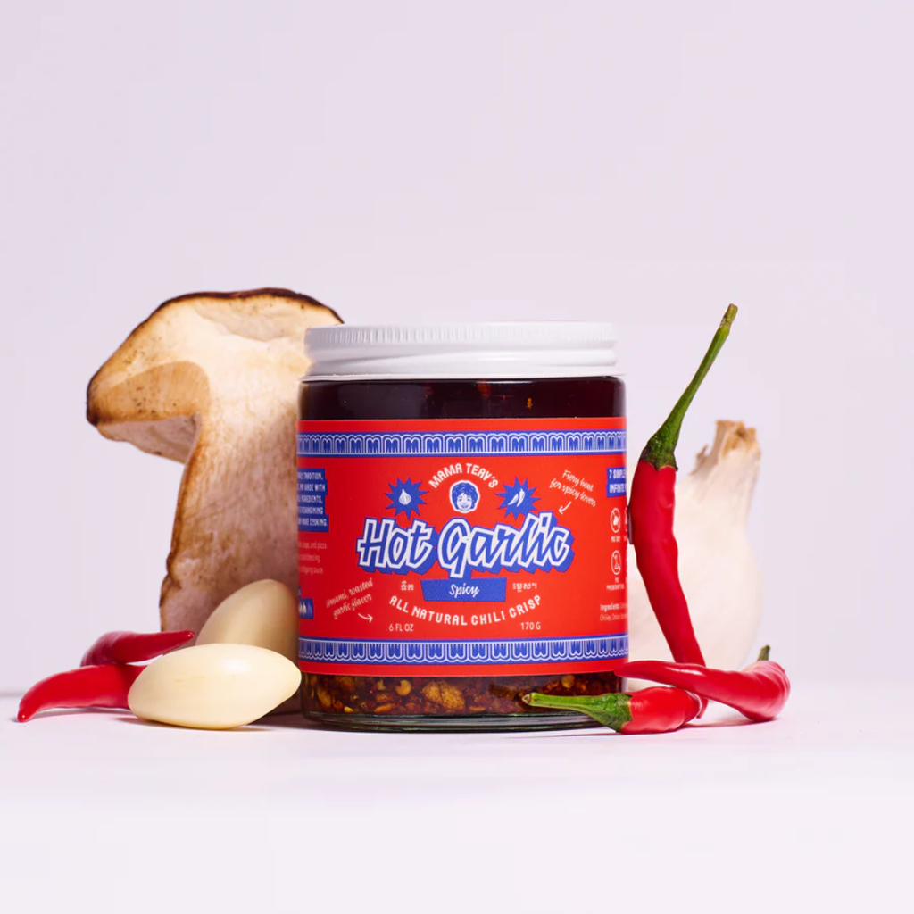 Mama Teav's Hot Garlic Chili Crisp (Spicy)