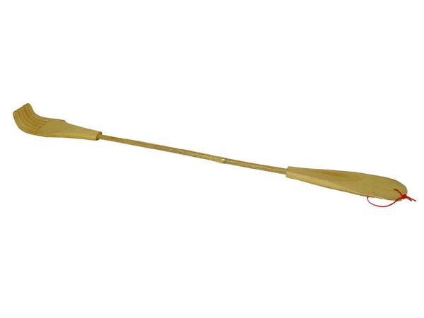 18" long wooden back scratcher with shoe horn at opposite end 